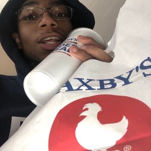 Meet your Posher, Ezzard